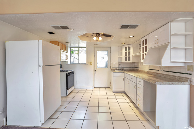 142 N 1200 W, Clearfield, UT 84015 — photo 9