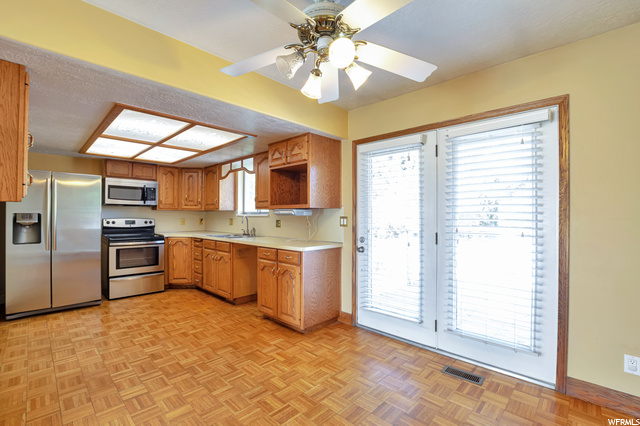 142 N 1200 W, Clearfield, UT 84015 — photo 2