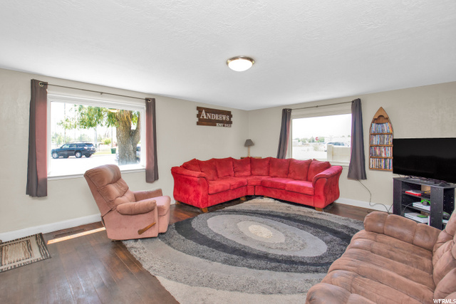 117 W 600 N, Tremonton, UT 84337 — photo 8