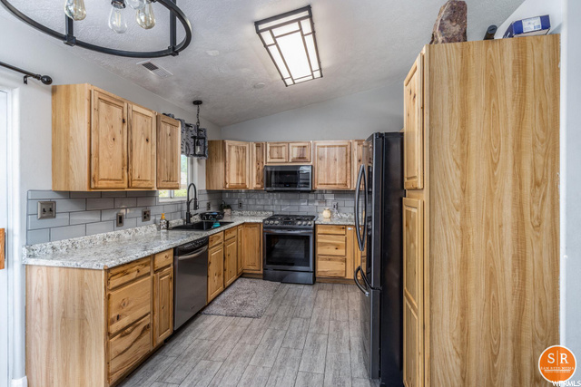 2896 E 150 N, St. George, UT 84790 — photo 3