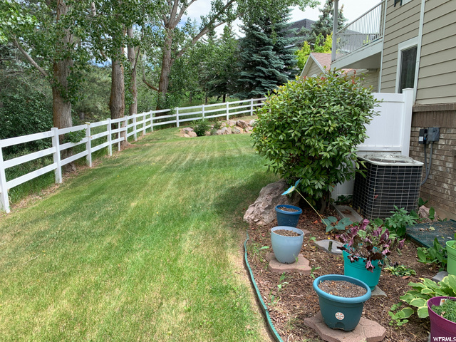 1044 E Daybreak Dr N, Ogden, UT 84403 — photo 4