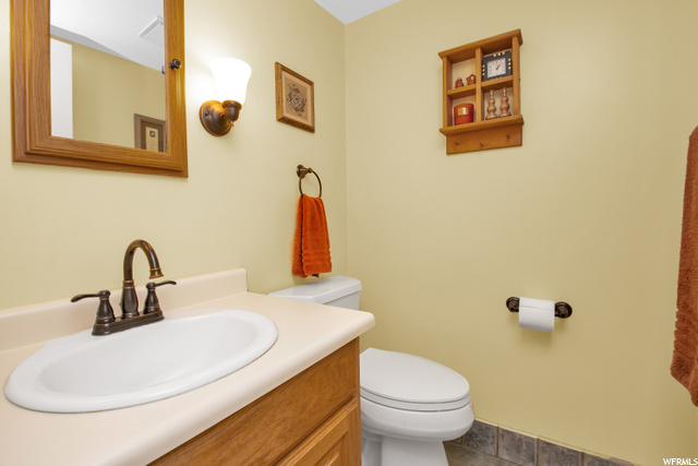 4885 S 1690 E, Holladay, UT 84117 — photo 10