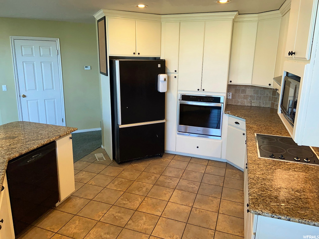 256 E Elm St, Murray, UT 84107 — photo 9