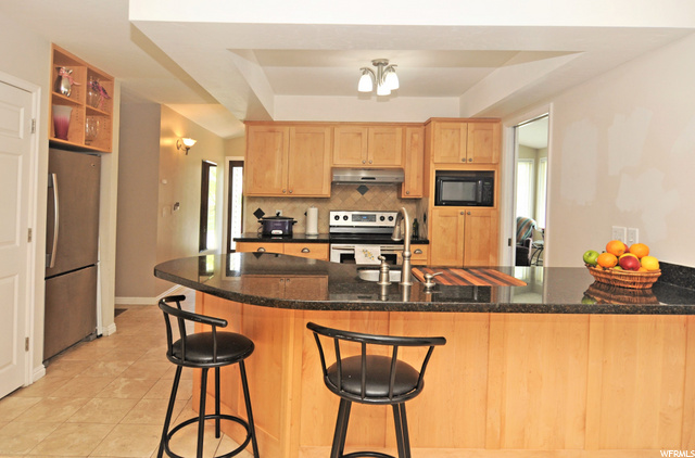703 E Easthills Dr, Bountiful, UT 84010 — photo 9