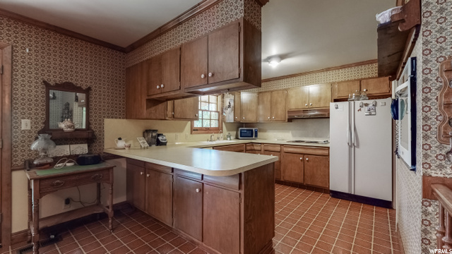 816 S 800 E, Bountiful, UT 84010 — photo 12