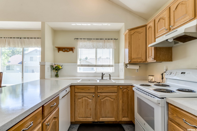 1338 S Stonebridge Dr, Layton, UT 84041 — photo 7