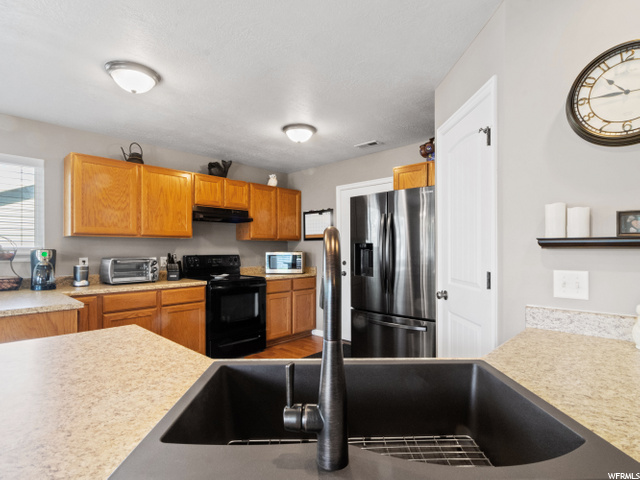920 W 2675 S, Nibley, UT 84321 — photo 7