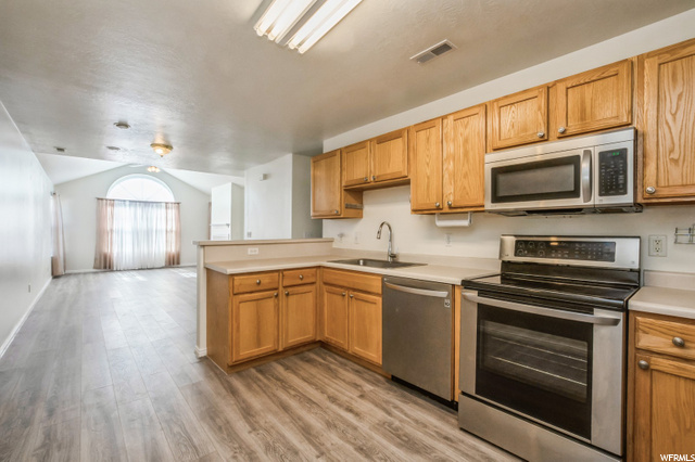 Kitchen 4