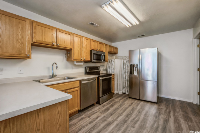 Kitchen 1