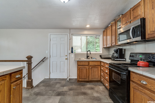 2575 W 4800 S, Roy, UT 84067 — photo 7