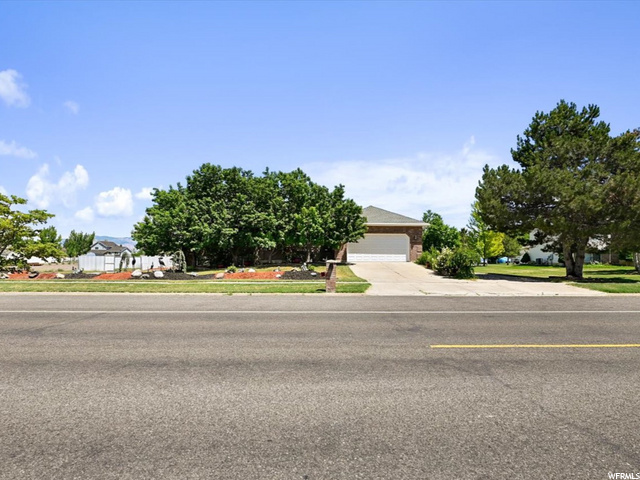 4318 S 5900 W, Hooper, UT 84315 — photo 2