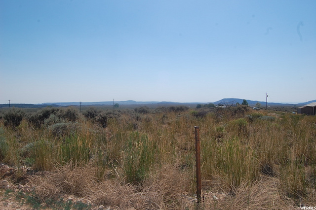 85 E Markle #B, La Sal, UT 84530 — photo 6