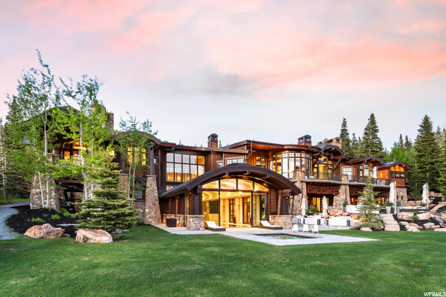 213 WHITE PINE CANYON RD