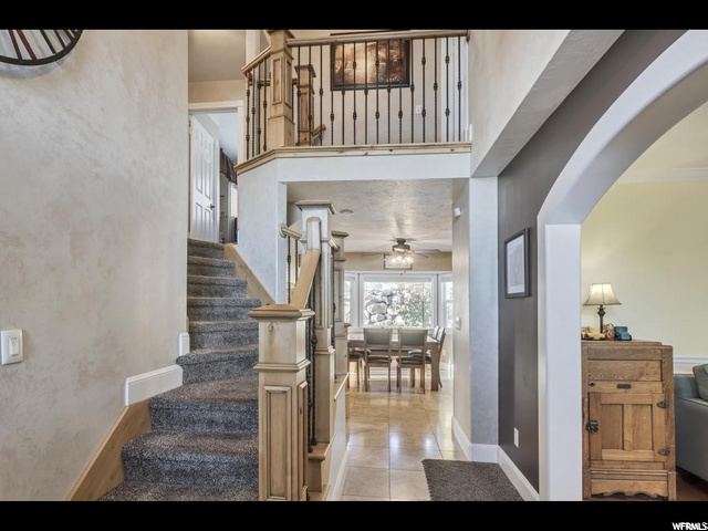 4836 Pole Patch Dr, Pleasant View, UT 84414 — photo 2