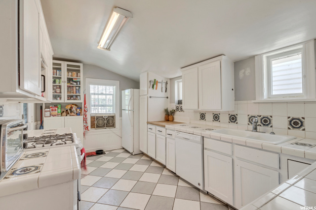 440 N 400 E, Pleasant Grove, UT 84062 — photo 8