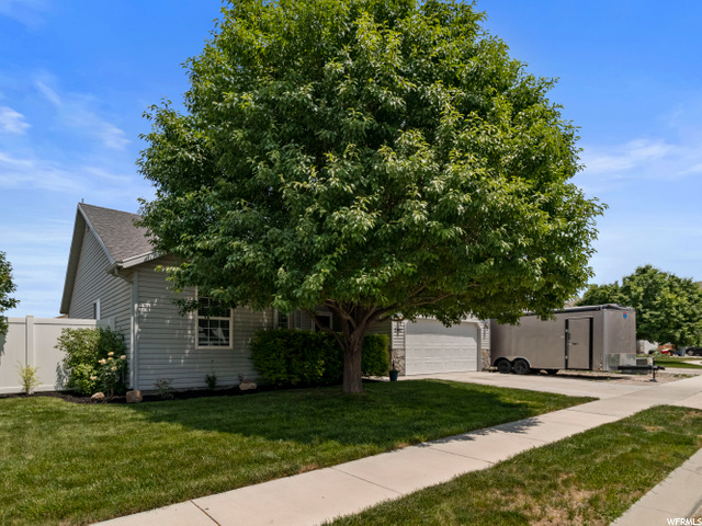 2147 E Lodge Pole Dr E, Eagle Mountain, UT 84005 — photo 2