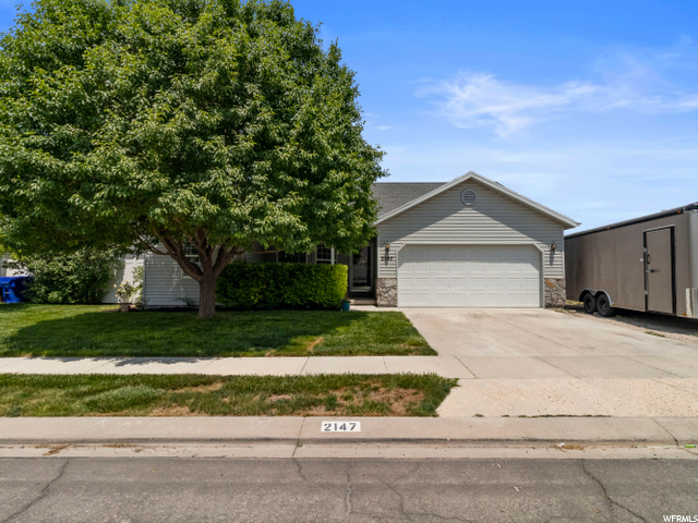2147 E Lodge Pole Dr E, Eagle Mountain, UT 84005 — photo 3
