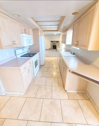 2296 E 3025 N, Layton, UT 84040 — photo 7
