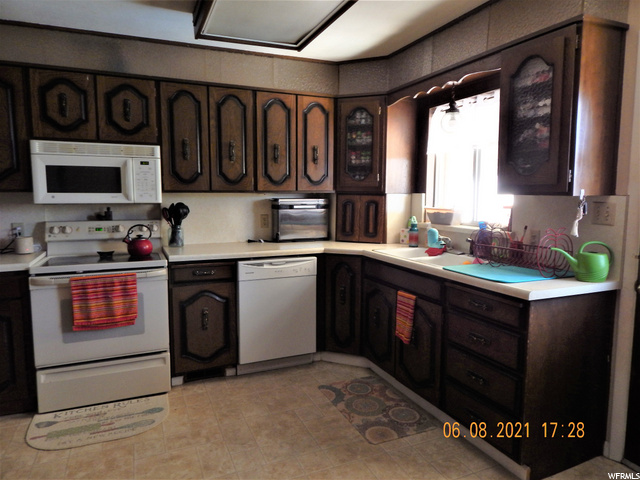 680 E 400 N, Price, UT 84501 — photo 5