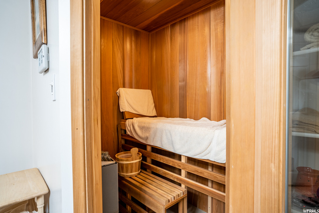 8285 S 560 E, Sandy, UT 84070 — photo 12