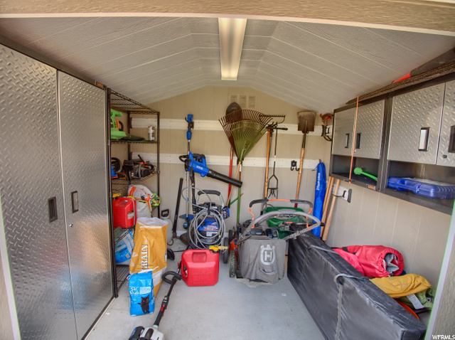 Shed w/ Gladiator Cabinets