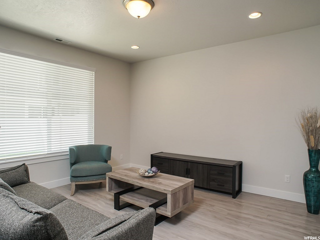 324 S 600 W, Centerville, UT 84014 — photo 3