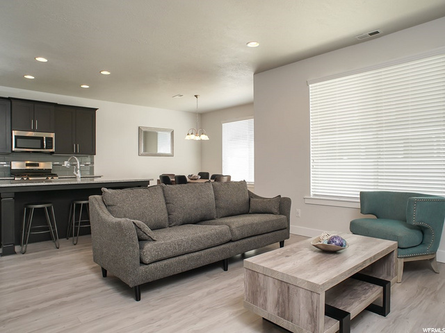 324 S 600 W, Centerville, UT 84014 — photo 5
