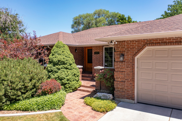 5622 S 3100 W, Roy, UT 84067 — photo 2