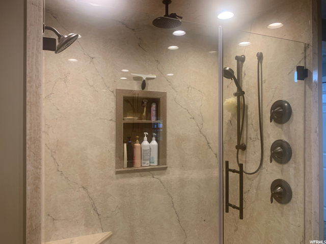 5622 S 3100 W, Roy, UT 84067 — photo 11