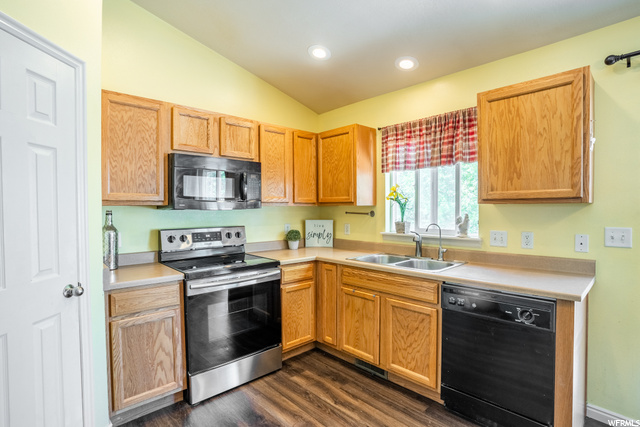 2125 E Juniper Dr, Eagle Mountain, UT 84005 — photo 10