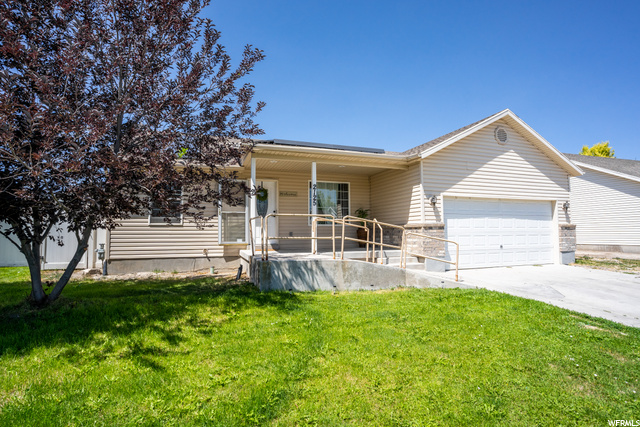 2125 E Juniper Dr, Eagle Mountain, UT 84005 — photo 2