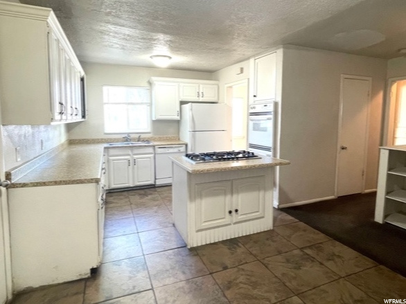 1484 W Glenrose Dr S, Salt Lake City, UT 84104