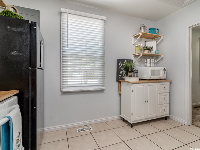 3854 Grandview Dr, Ogden, UT 84403 — photo 6