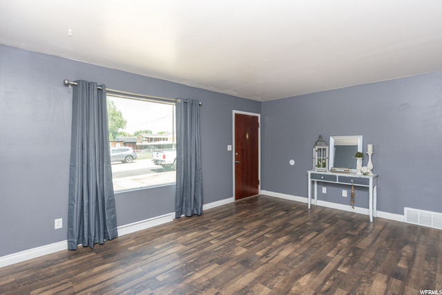 283 W 1600 N, Sunset, UT 84015 — photo 3