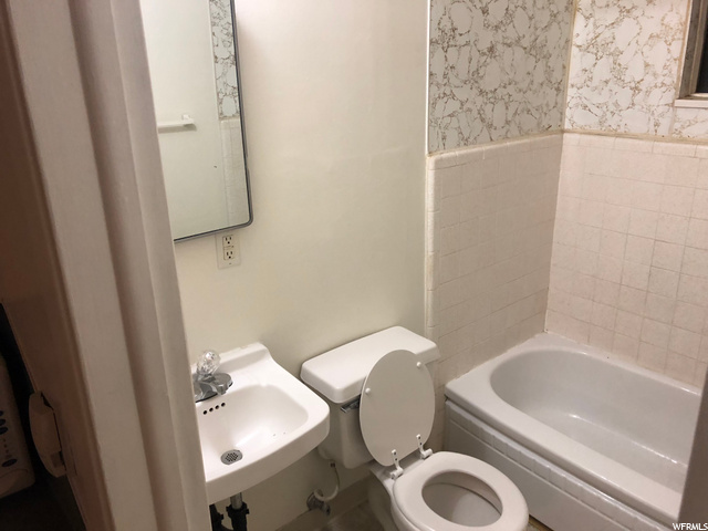 136 E 400 S, Vernal, UT 84078 — photo 4