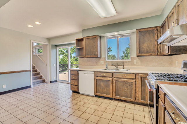 1641 E 8640 S, Sandy, UT 84093 — photo 4