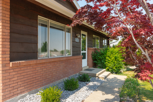 809 W 4100 S, Bountiful, UT 84010 — photo 2