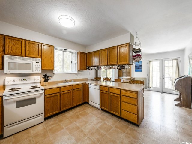 2299 E 10140 S, Sandy, UT 84092 — photo 8