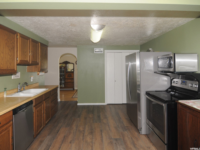 1384 E Hiland Rd S, Ogden, UT 84404 — photo 9