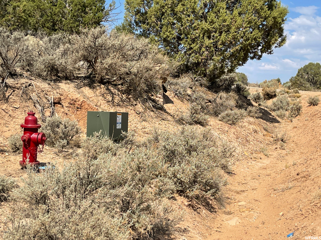 5650 E 2300 S, Kanab, UT 84741 — photo 2