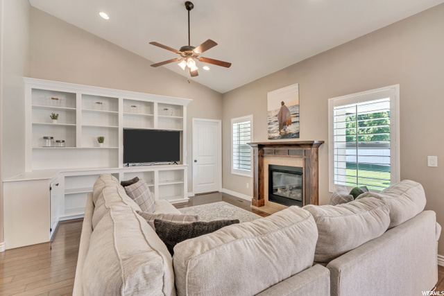926 N 1250 E, Layton, UT 84040 — photo 10
