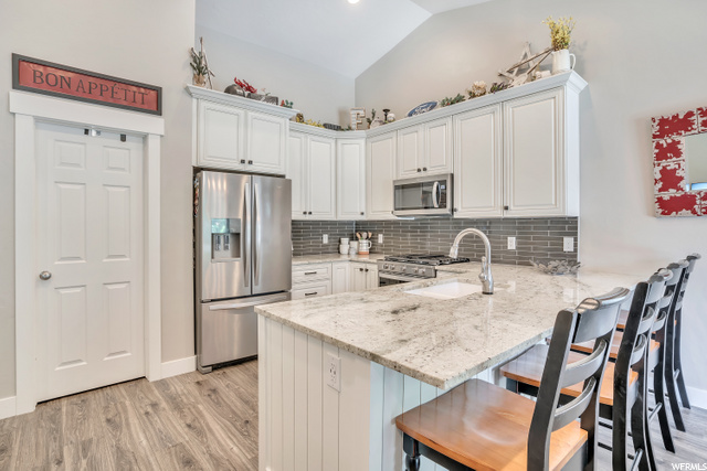 527 E 9270 S, Sandy, UT 84070 — photo 8