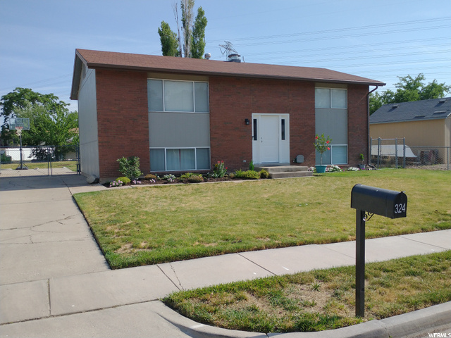 324 W 2300 S, Clearfield, UT 84015 — photo 2
