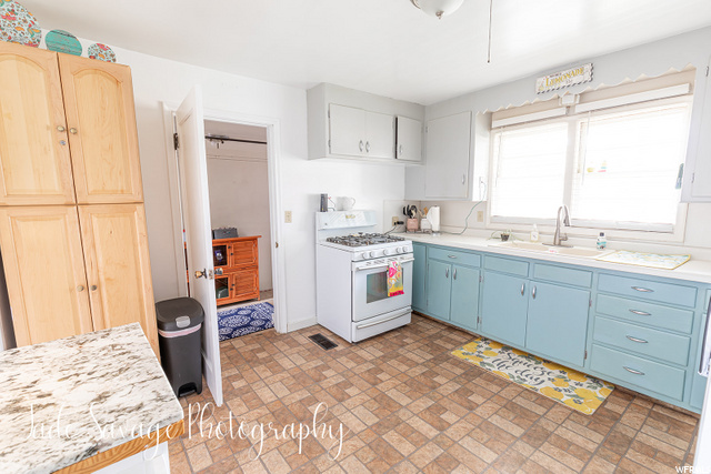 264 E 100 N, Salina, UT 84654 — photo 9
