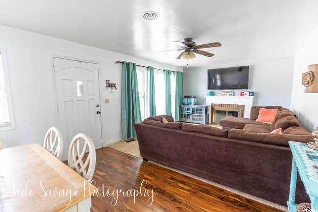 264 E 100 N, Salina, UT 84654 — photo 2
