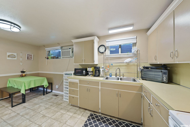 217 E 200 S, American Fork, UT 84003 — photo 10