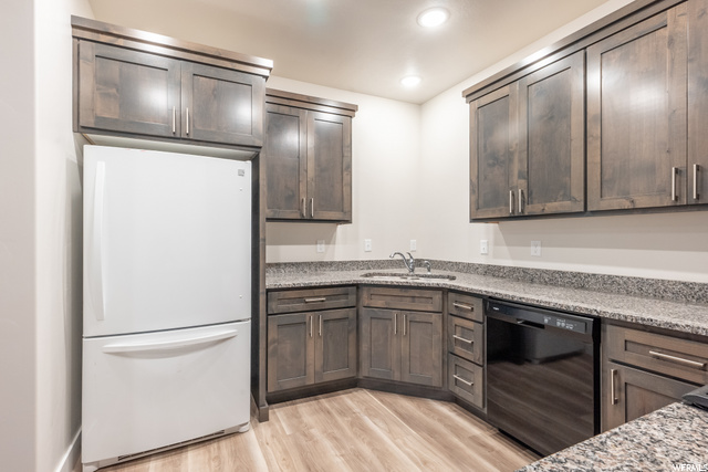 180 W 1575 N #104, Logan, UT 84341 — photo 8