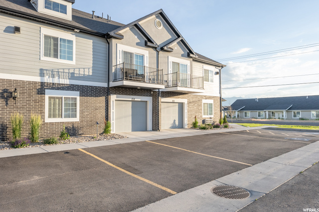 180 W 1575 N #104, Logan, UT 84341 — photo 2