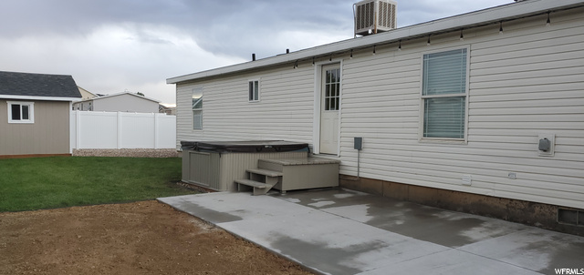 223 W 2000 Rd S, Vernal, UT 84078 — photo 9