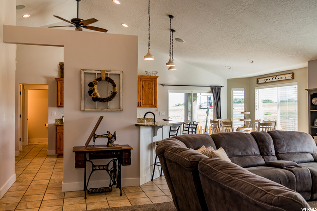 1076 E 4000 S, Vernal, UT 84078 — photo 6